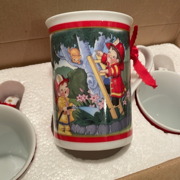 HARD TO FIND Campbell’s soup mug month trio - Picture 7 of 10